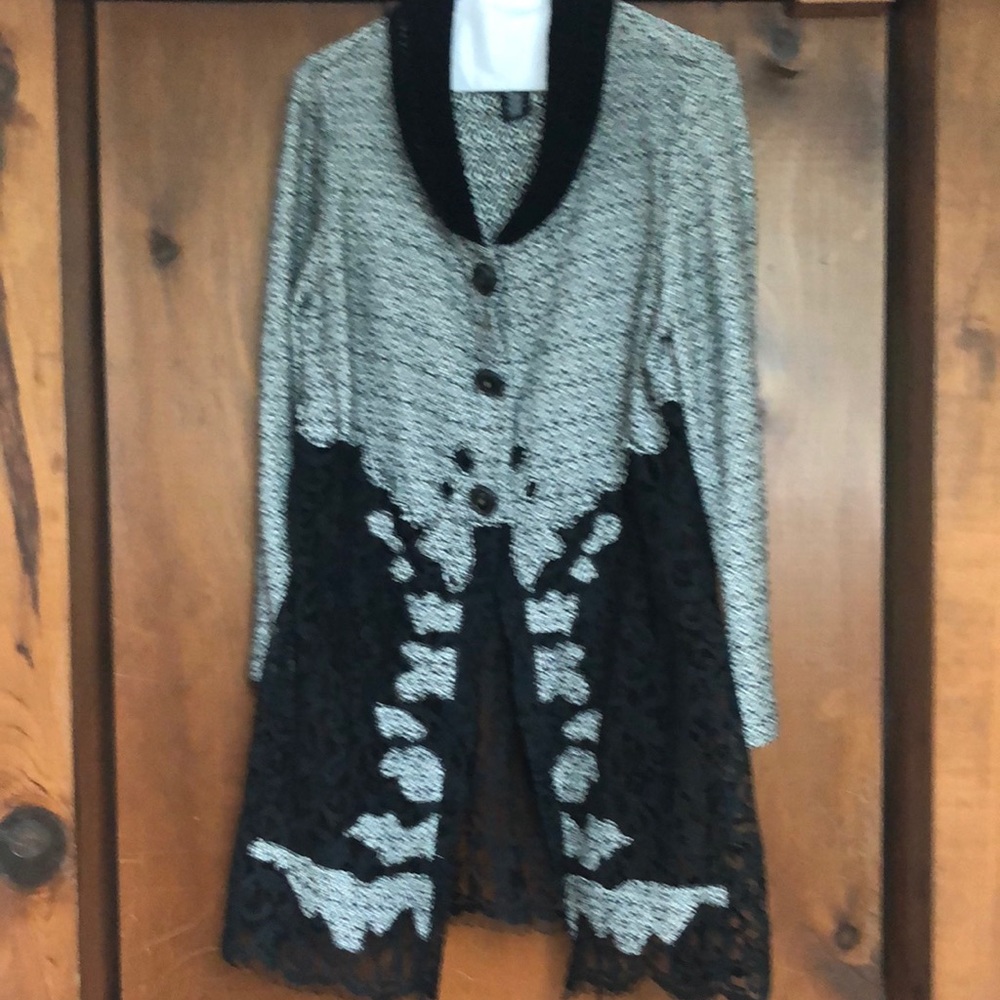Nic + Zoe lace cardigan